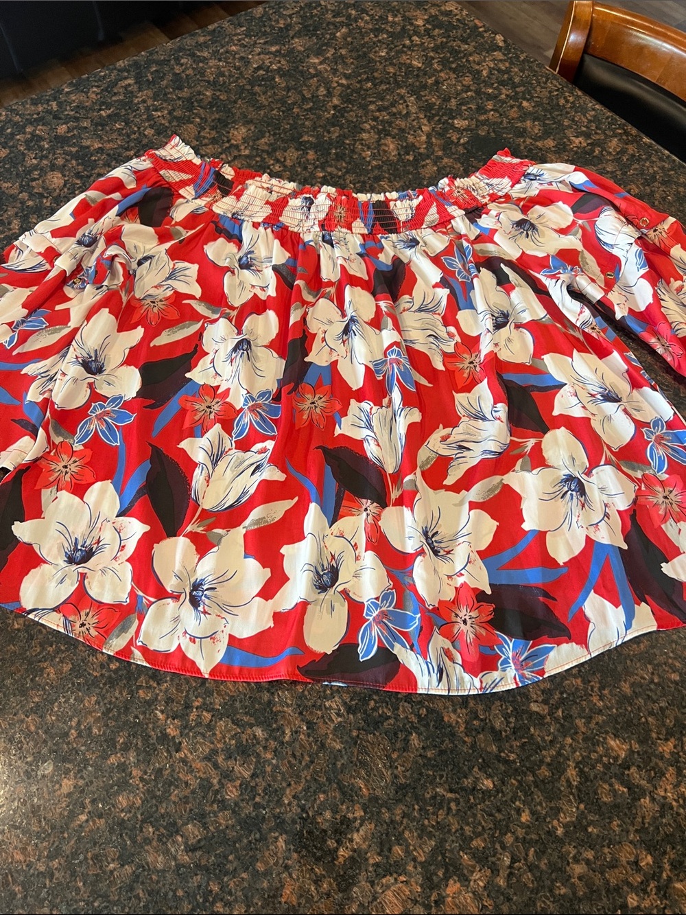 Jennifer Lopez blouse XXL